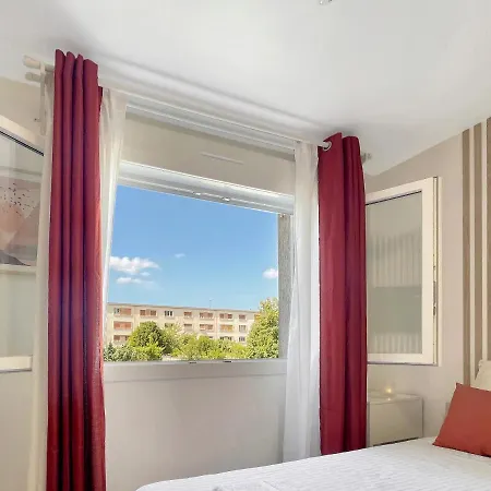 Appartement Le Petit Melun Extérieur photo
